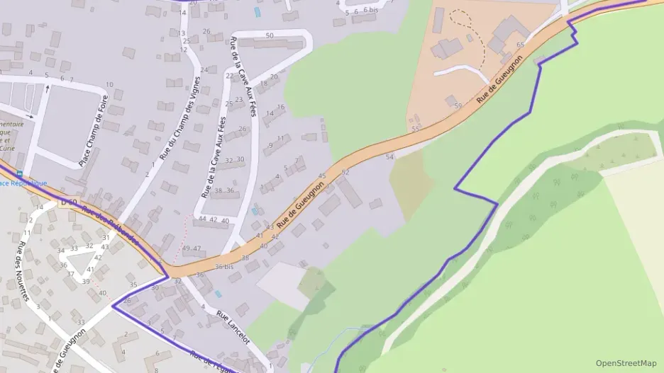 Maison 56 m² trois pièces à vendre à Bourbon-Lancy Maison 56 m² trois pièces à vendre à Bourbon-Lancy