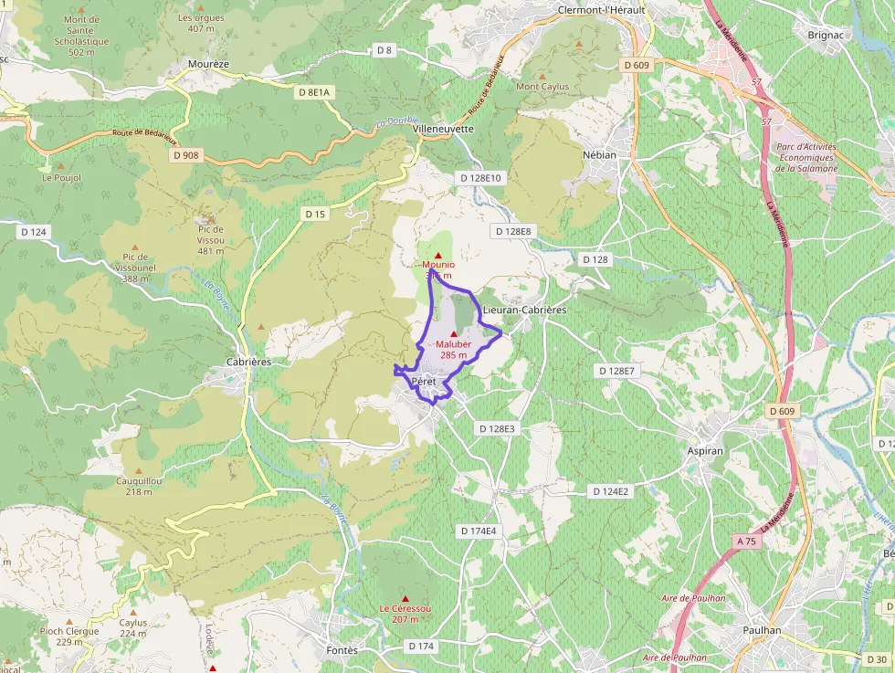 Maison 111 m² quatre pièces à vendre à Péret