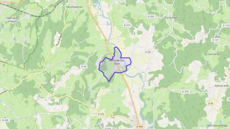 Maison 90 m² quatre pièces à vendre à Néronde-sur-Dore