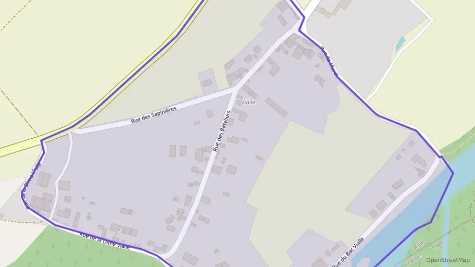 Maison 72 m² trois pièces à vendre à Luzillat Maison 72 m² trois pièces à vendre à Luzillat