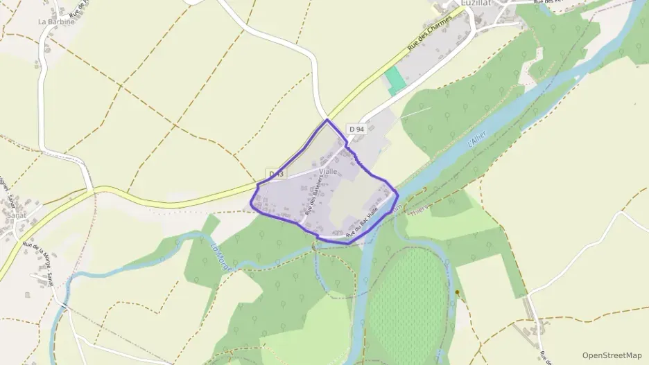 Maison 72 m² trois pièces à vendre à Luzillat Maison 72 m² trois pièces à vendre à Luzillat