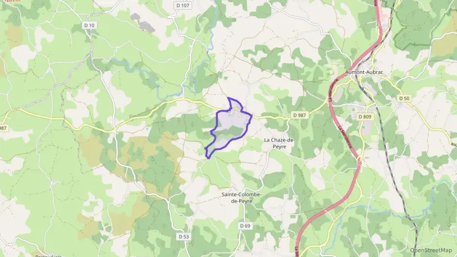 Maison 120 m² quatre pièces à vendre à Peyre en Aubrac Maison 120 m² quatre pièces à vendre à Peyre en Aubrac