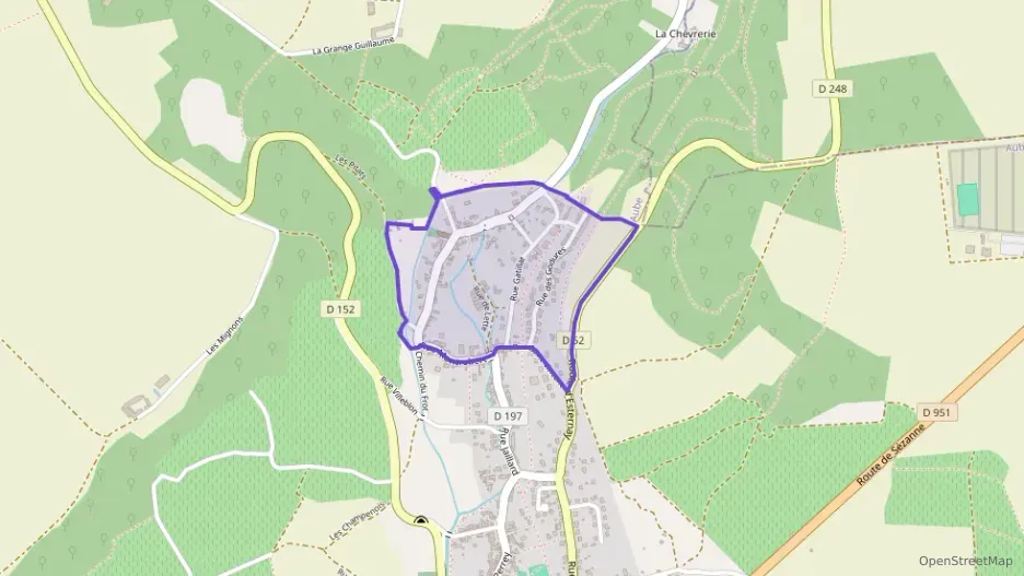 Maison 83 m² quatre pièces à vendre à Villenauxe-la-Grande Maison 83 m² quatre pièces à vendre à Villenauxe-la-Grande