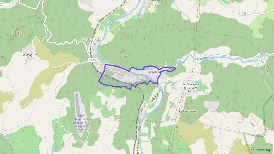 Maison 108 m² quatre pièces à vendre à La Tour-sur-Orb Maison 108 m² quatre pièces à vendre à La Tour-sur-Orb