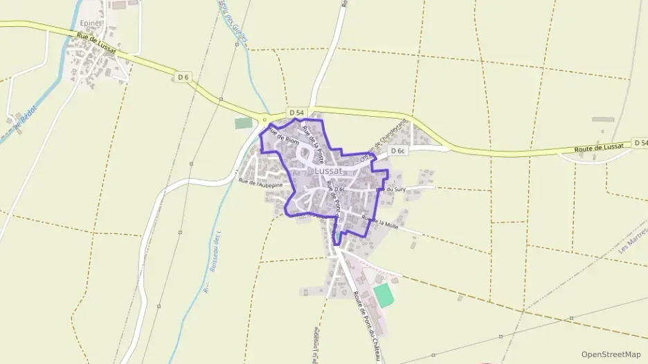 Maison 82 m² cinq pièces à vendre à Lussat Maison 82 m² cinq pièces à vendre à Lussat