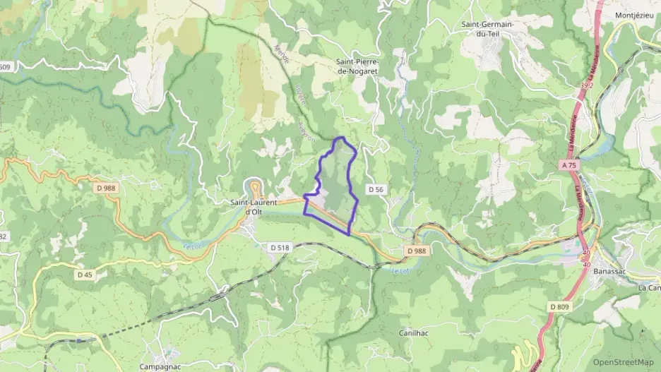 Maison 124 m² six pièces à vendre à Saint-Laurent-d`Olt Maison 124 m² six pièces à vendre à Saint-Laurent-d`Olt