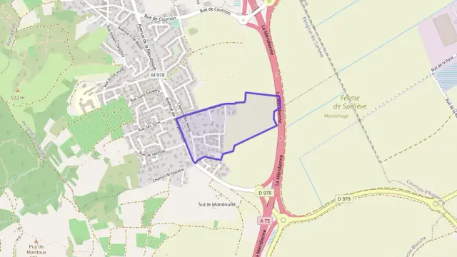 Maison 154 m² quatre pièces à vendre à Pérignat-lès-Sarliève