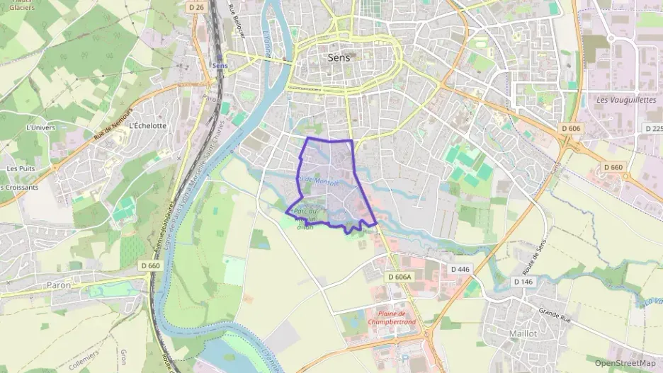 Maison 137 m² sept pièces à vendre à Sens