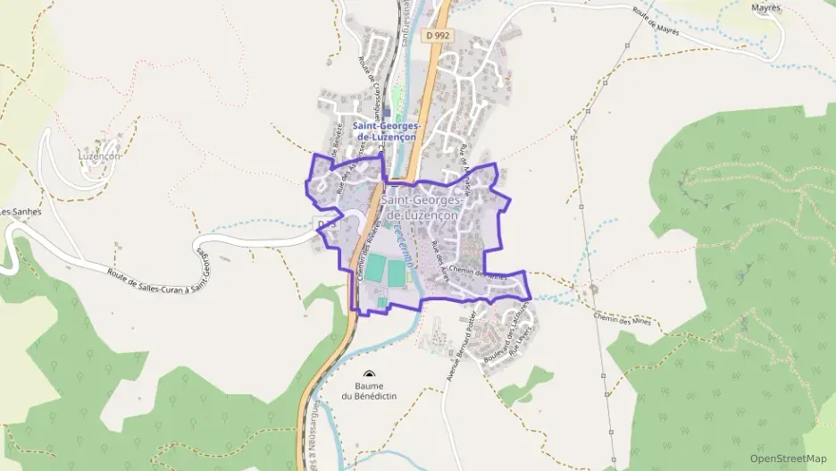 Maison 120 m² cinq pièces à vendre à Saint-Georges-de-Luzençon