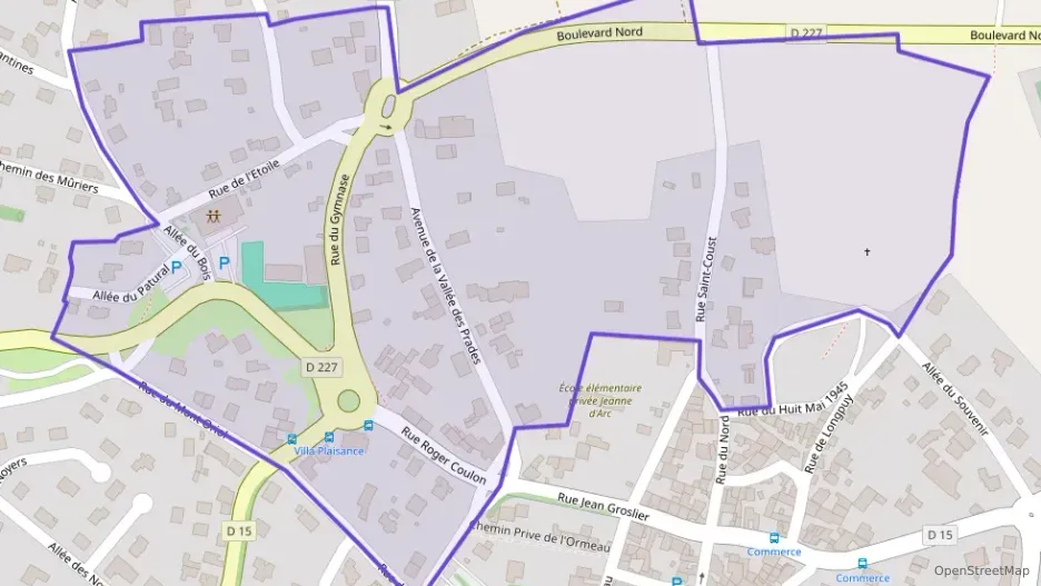 Maison 134 m² cinq pièces à vendre à Châtel-Guyon Maison 134 m² cinq pièces à vendre à Châtel-Guyon