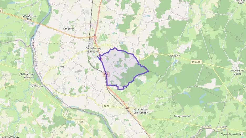 Maison 158 m² cinq pièces à vendre à Saint-Pierre-le-Moûtier