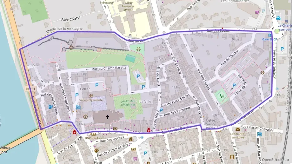 Maison 84 m² trois pièces à vendre à La Charité-sur-Loire Maison 84 m² trois pièces à vendre à La Charité-sur-Loire