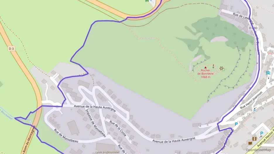 Maison 141 m² six pièces à vendre à Murat