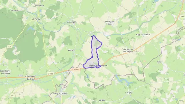 Maison 92 m² trois pièces à vendre à Bessais-le-Fromental