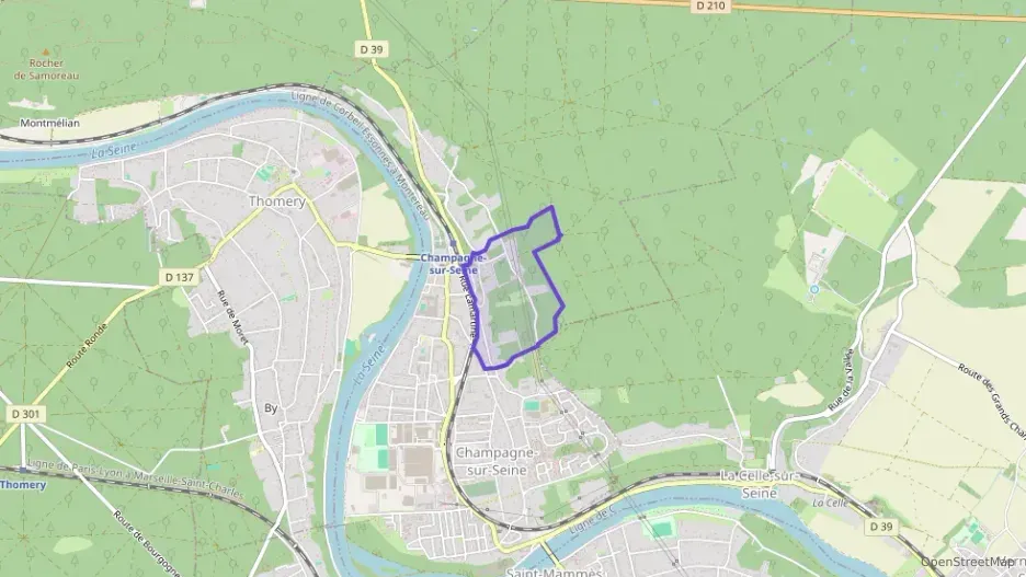 Maison 120 m² six pièces à vendre à Champagne-sur-Seine Maison 120 m² six pièces à vendre à Champagne-sur-Seine