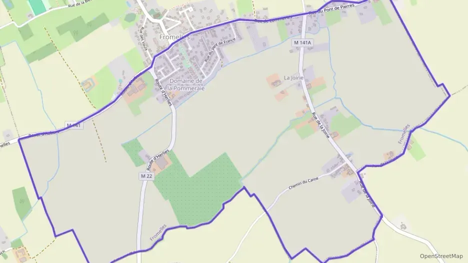 Maison 80 m² quatre pièces à vendre à Fromelles Maison 80 m² quatre pièces à vendre à Fromelles