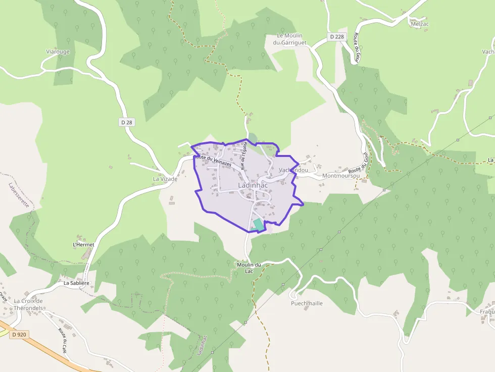 Maison 105 m² quatre pièces à vendre à Ladinhac