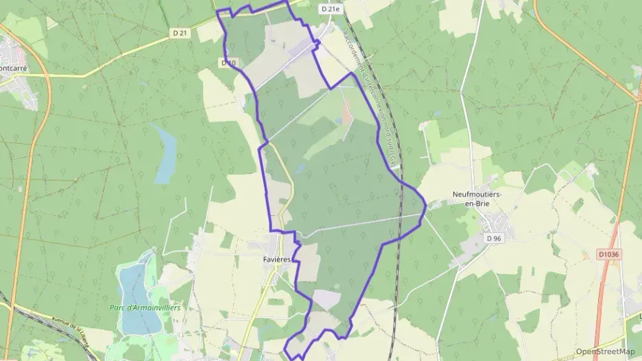 Maison 88 m² quatre pièces à vendre à Favières Maison 88 m² quatre pièces à vendre à Favières