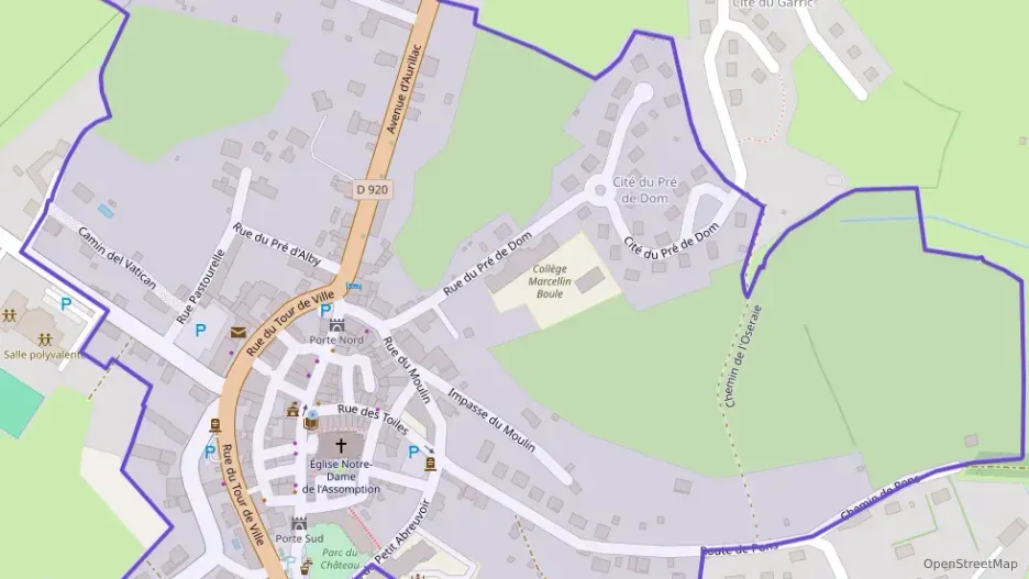 Maison 80 m² trois pièces à vendre à Montsalvy Maison 80 m² trois pièces à vendre à Montsalvy