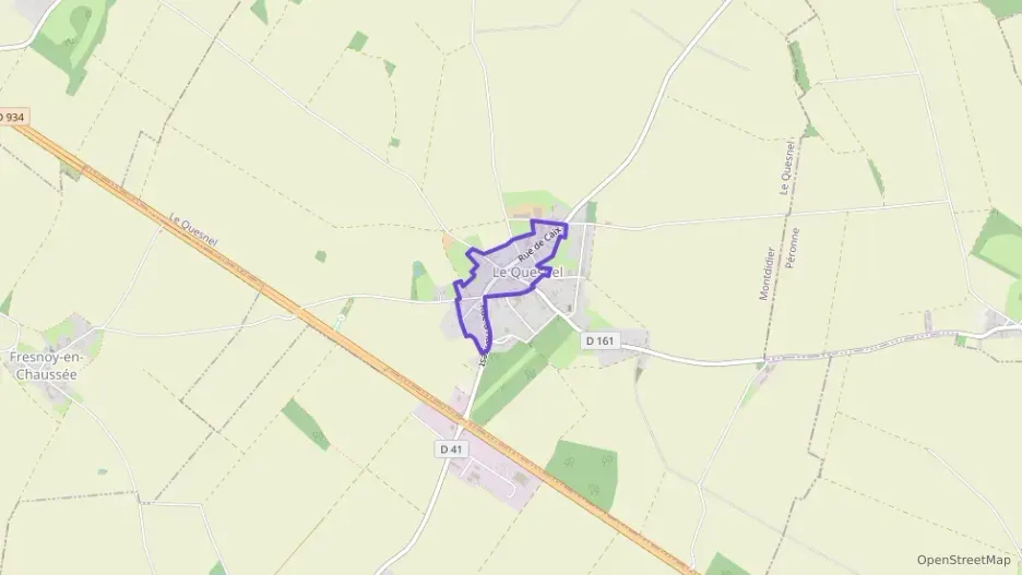 Maison 90 m² quatre pièces à vendre à Le Quesnel