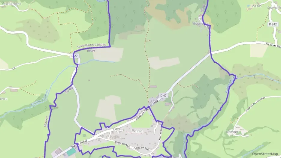 Maison 98 m² quatre pièces à vendre à Besse Maison 98 m² quatre pièces à vendre à Besse