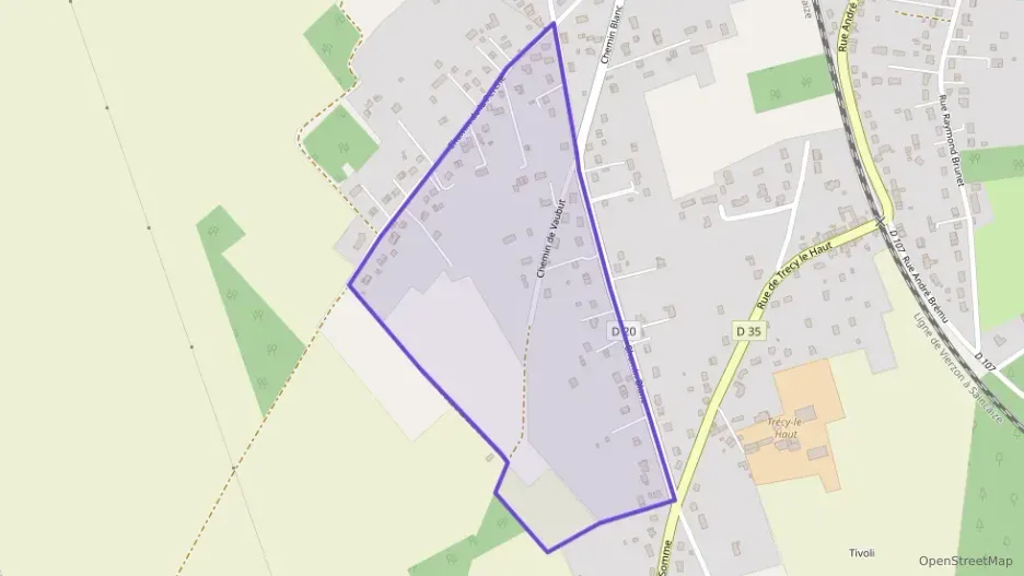 Maison 120 m² cinq pièces à vendre à Mehun-sur-Yèvre Maison 120 m² cinq pièces à vendre à Mehun-sur-Yèvre