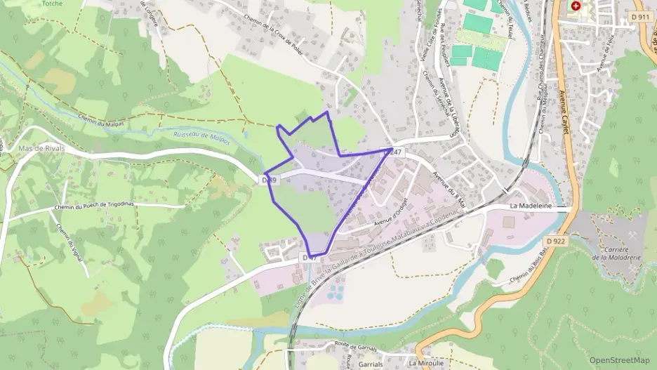Maison 64 m² trois pièces à vendre à Villefranche-de-Rouergue Maison 64 m² trois pièces à vendre à Villefranche-de-Rouergue
