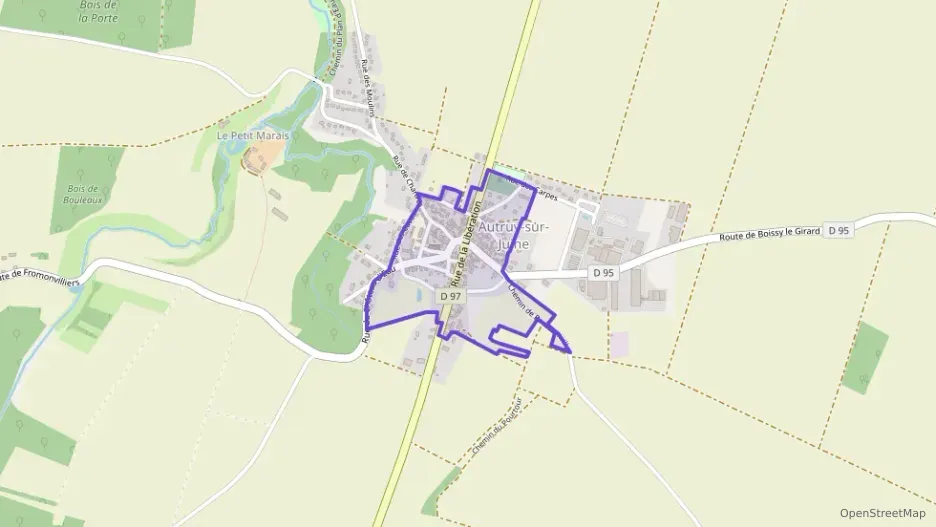Maison 87 m² quatre pièces à vendre à Autruy-sur-Juine Maison 87 m² quatre pièces à vendre à Autruy-sur-Juine