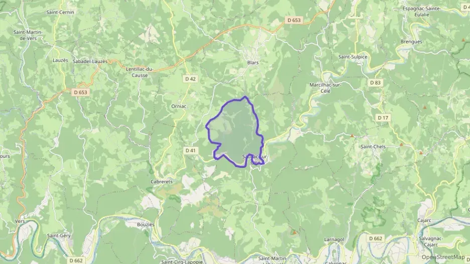 Maison 50 m² trois pièces à vendre à Sauliac-sur-Célé Maison 50 m² trois pièces à vendre à Sauliac-sur-Célé