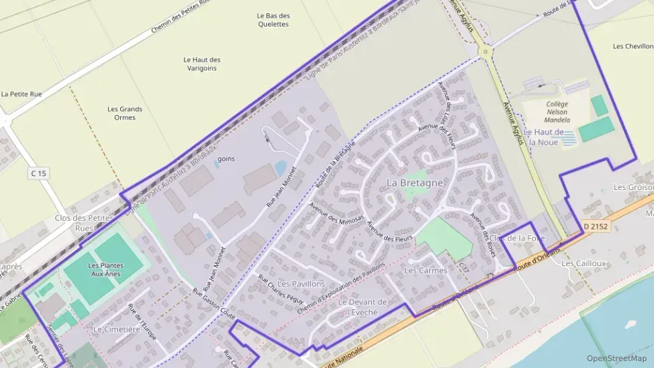 Maison 80 m² quatre pièces à vendre à Saint-Ay