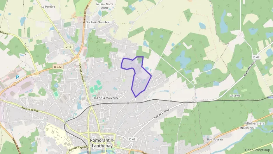 Maison 167 m² sept pièces à vendre à Romorantin-Lanthenay Maison 167 m² sept pièces à vendre à Romorantin-Lanthenay