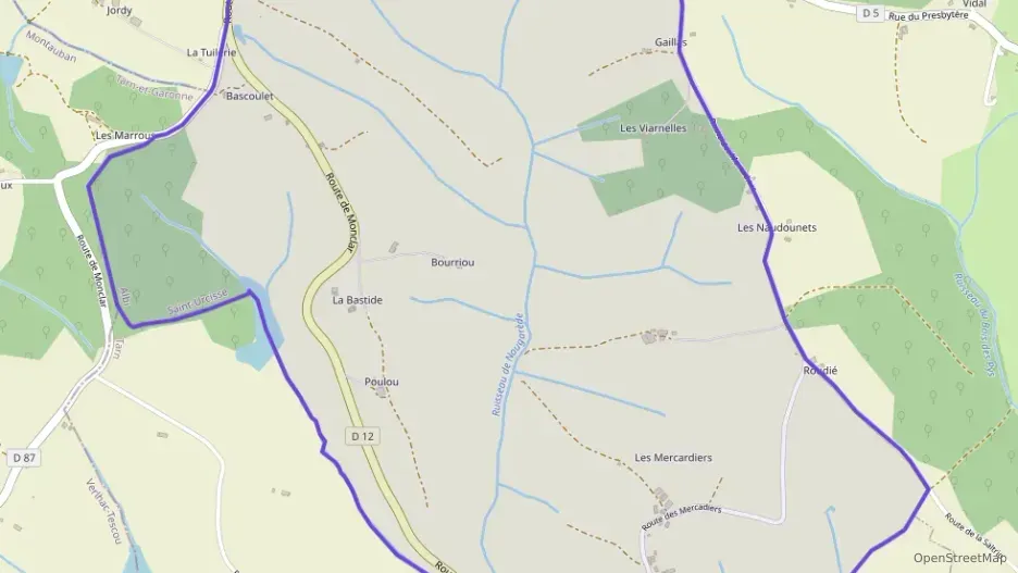 Maison 93 m² quatre pièces à vendre à Saint-Urcisse Maison 93 m² quatre pièces à vendre à Saint-Urcisse