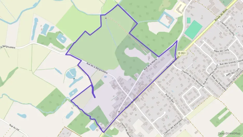 Maison 97 m² cinq pièces à vendre à Lailly-en-Val Maison 97 m² cinq pièces à vendre à Lailly-en-Val