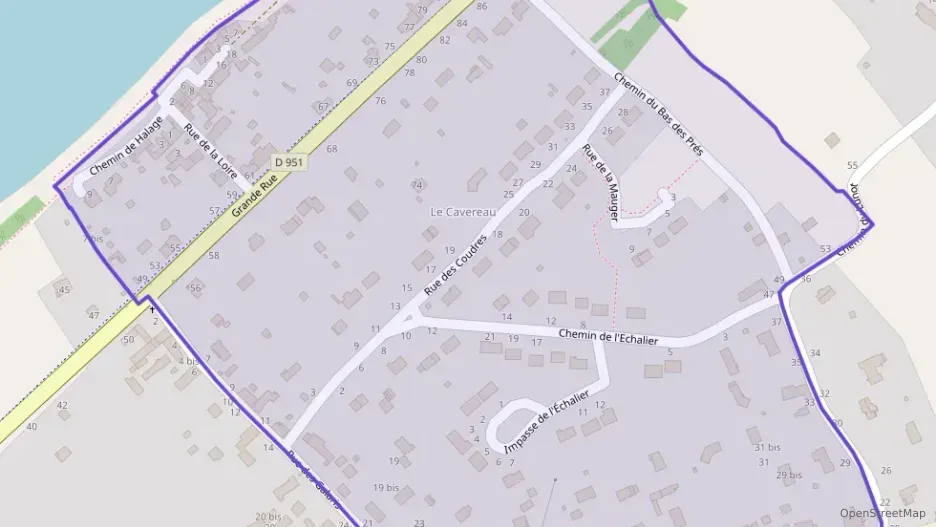 Maison 92 m² quatre pièces à vendre à Saint-Laurent-Nouan Maison 92 m² quatre pièces à vendre à Saint-Laurent-Nouan