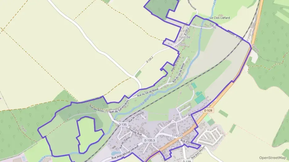 Maison 102 m² cinq pièces à vendre à Tréon