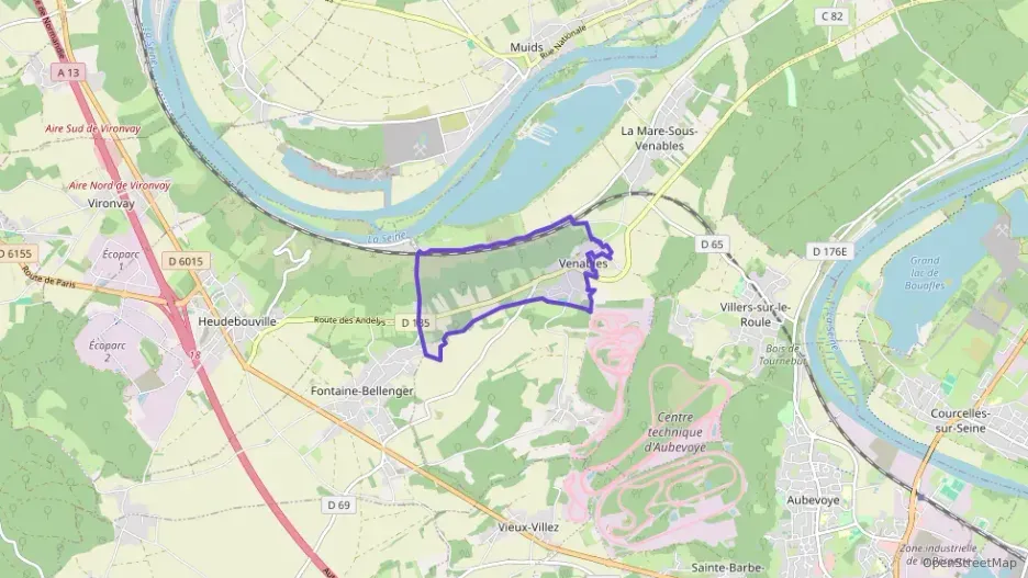 Maison 149 m² sept pièces à vendre à LES TROIS LACS