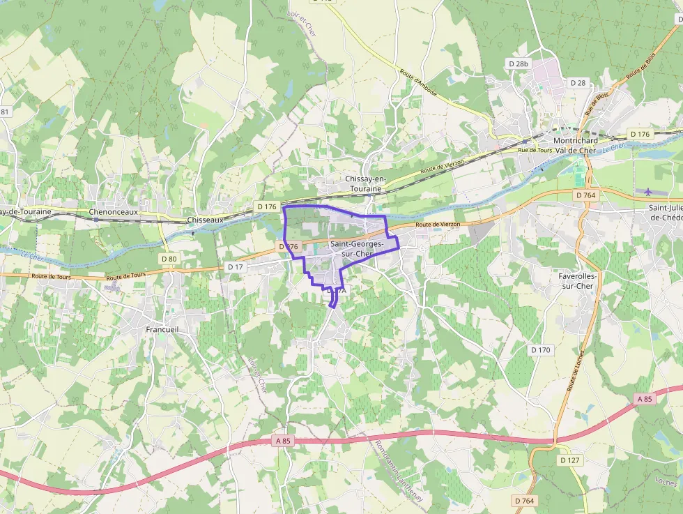 Maison 100 m² quatre pièces à vendre à Saint-Georges-sur-Cher