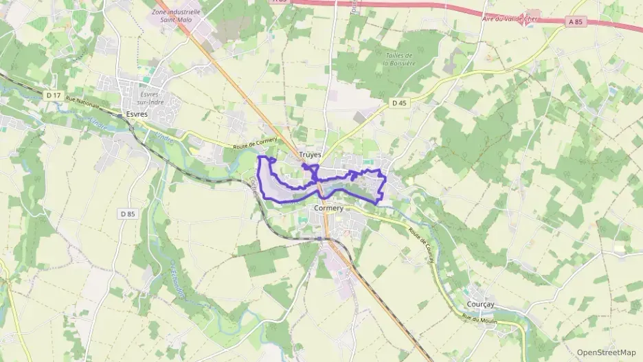 Maison 75 m² trois pièces à vendre à Truyes Maison 75 m² trois pièces à vendre à Truyes