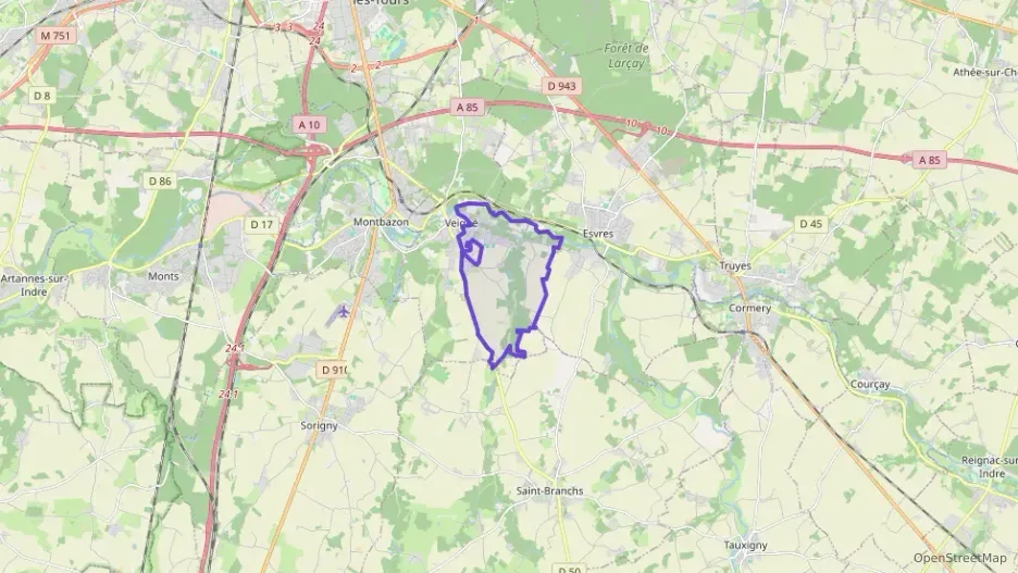 Maison 84 m² cinq pièces à vendre à Veigné Maison 84 m² cinq pièces à vendre à Veigné