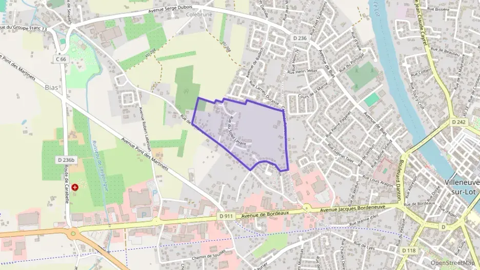 Maison 121 m² cinq pièces à vendre à Bias