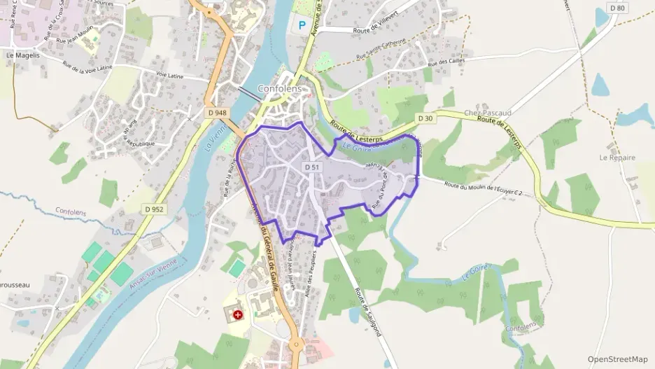 Maison 98 m² trois pièces à vendre à Confolens Maison 98 m² trois pièces à vendre à Confolens