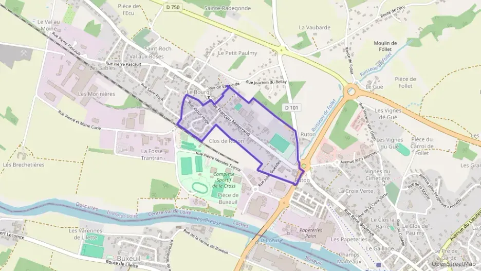 Maison 80 m² quatre pièces à vendre à Descartes Maison 80 m² quatre pièces à vendre à Descartes