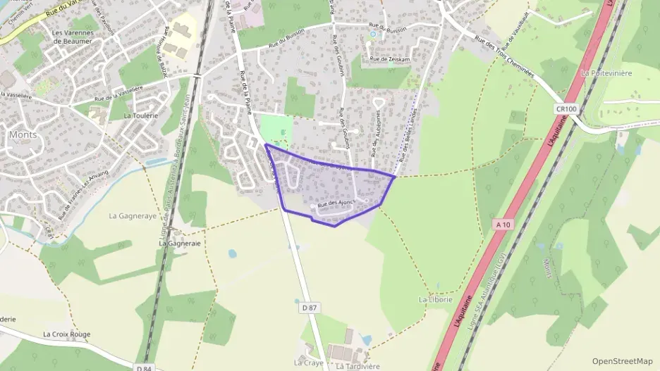 Maison 114 m² quatre pièces à vendre à Monts Maison 114 m² quatre pièces à vendre à Monts