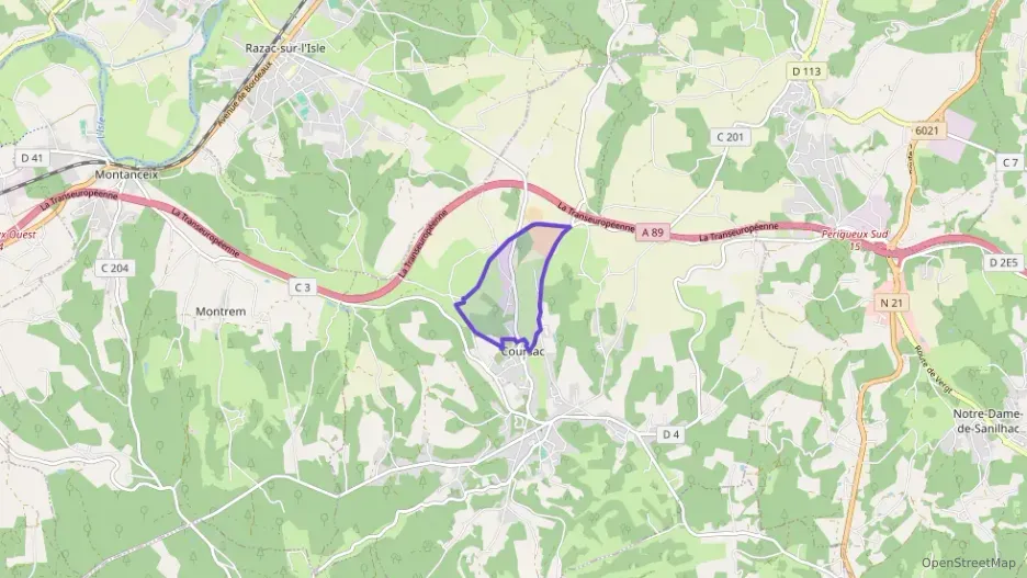 Maison 142 m² quatre pièces à vendre à Coursac