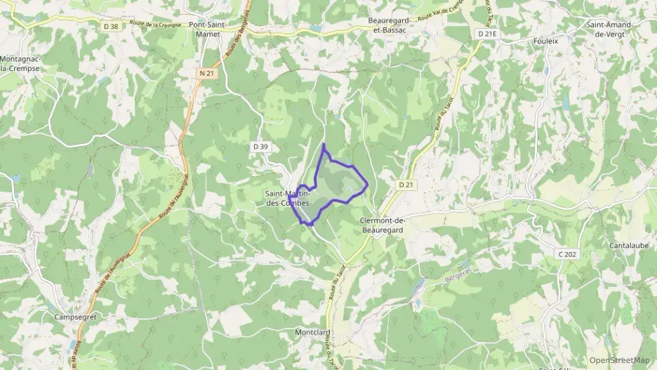 Maison 136 m² quatre pièces à vendre à Saint-Martin-des-Combes