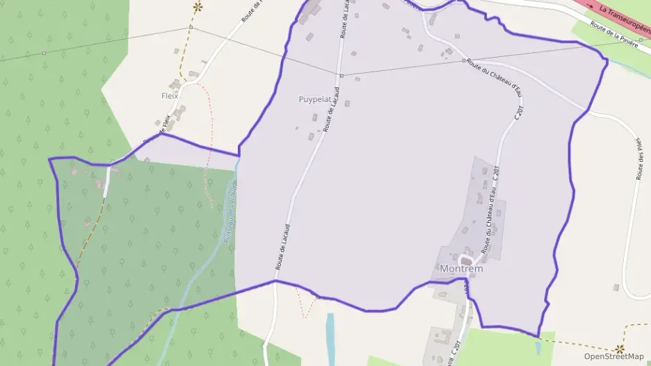 Maison 70 m² quatre pièces à vendre à Montrem Maison 70 m² quatre pièces à vendre à Montrem