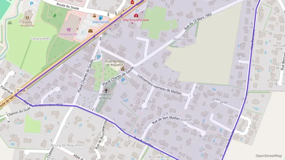 Maison 110 m² trois pièces à vendre à Roquefort