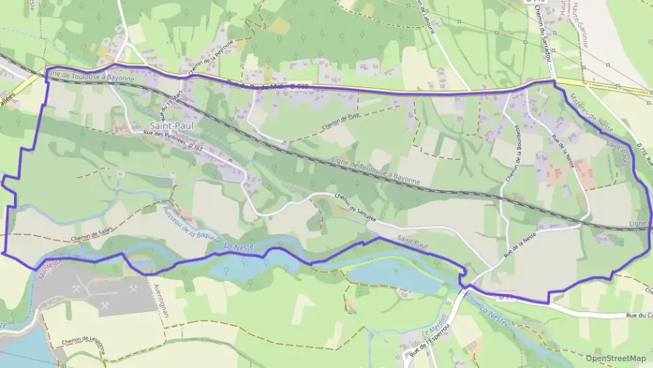 Maison 150 m² quatre pièces à vendre à Saint-Paul Maison 150 m² quatre pièces à vendre à Saint-Paul