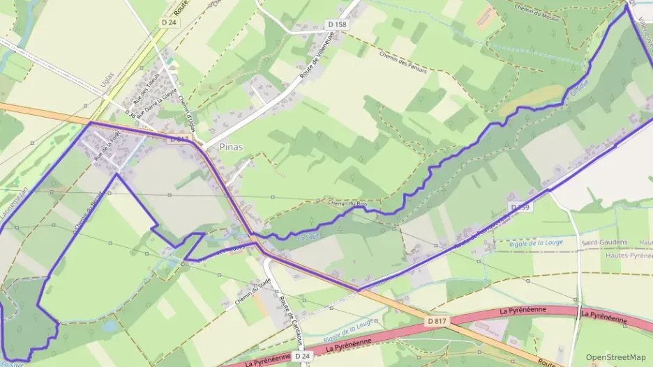 Maison 192 m² quatre pièces à vendre à Pinas Maison 192 m² quatre pièces à vendre à Pinas