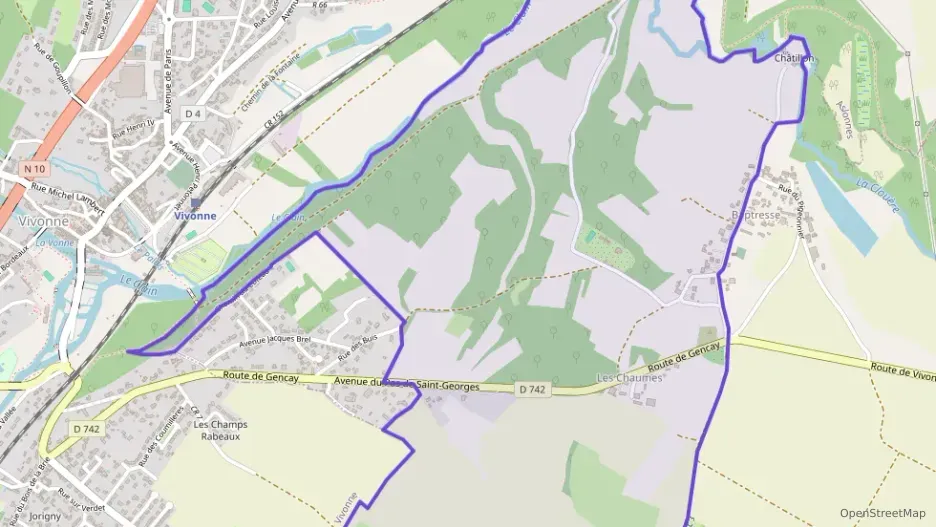 Maison 120 m² cinq pièces à vendre à Château-Larcher Maison 120 m² cinq pièces à vendre à Château-Larcher